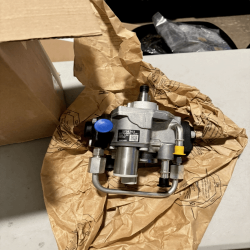 Caterpillar 370-8363 Fuel Injection Pump 20R-4783 C4.4 12 Volt 
