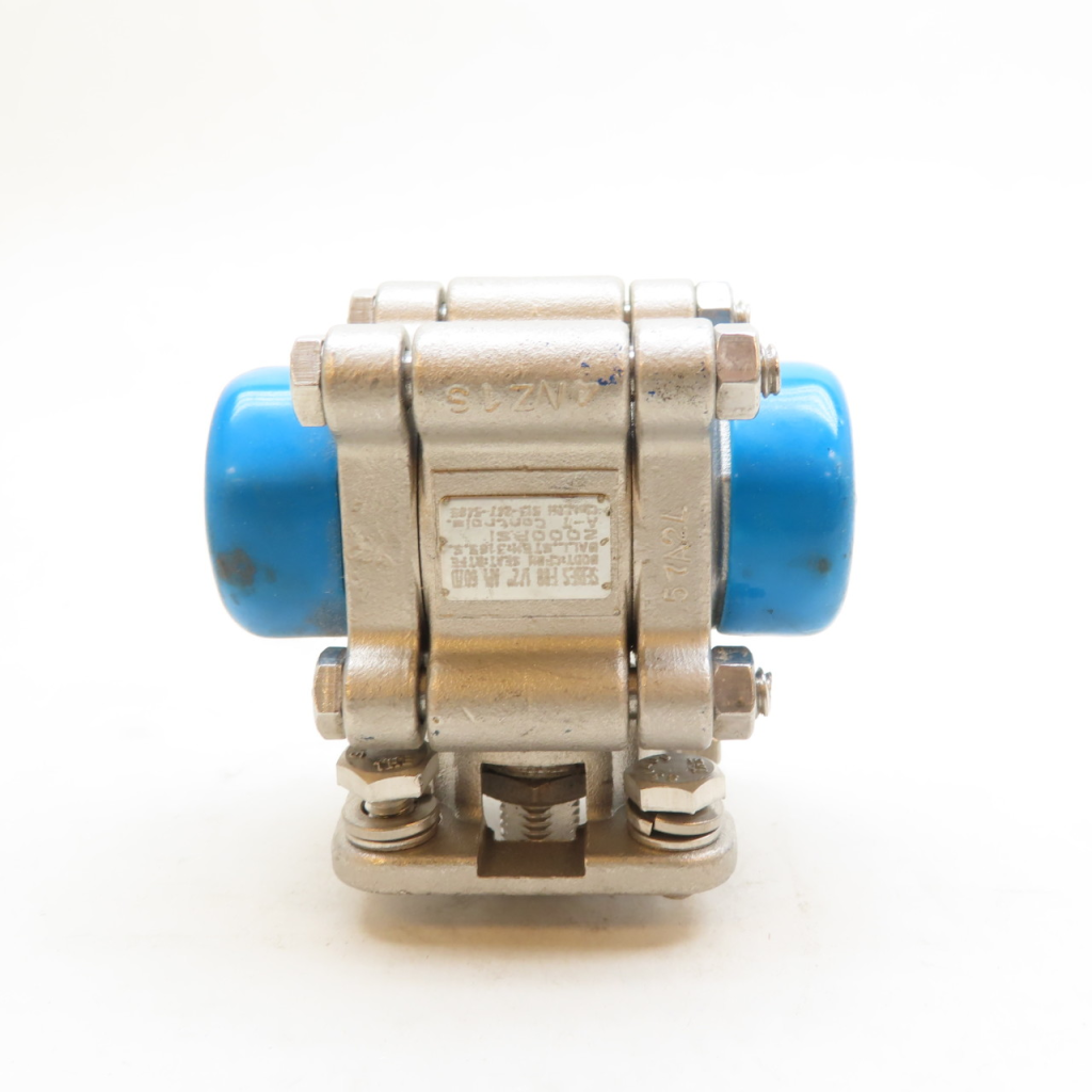 A-t Controls F88 Manual Stainless Flanged Ball Valve 1/2in