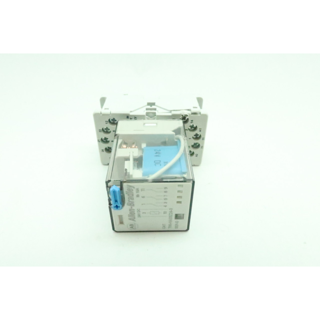 Allen Bradley 700-HA32Z24-4 Plug-in Relay 24v-dc Ser D