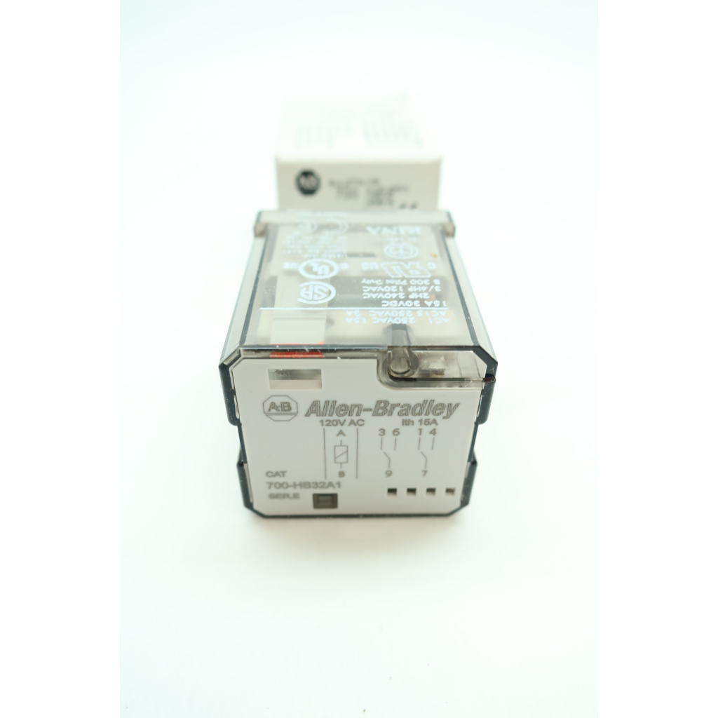 Allen Bradley 700-HB32A1 Plug-in Relay 15a Ser E 120v-ac