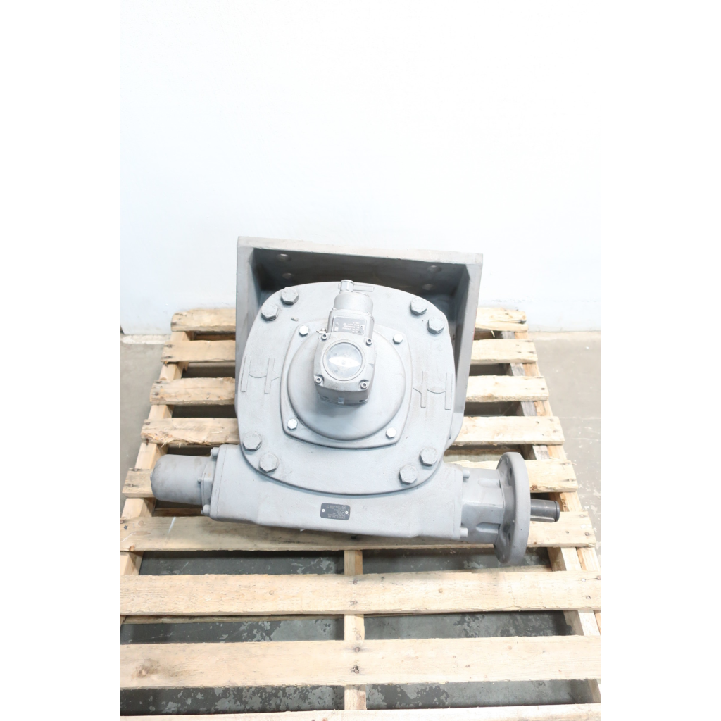 Auma GF200.3 553:1 Gear Reducer