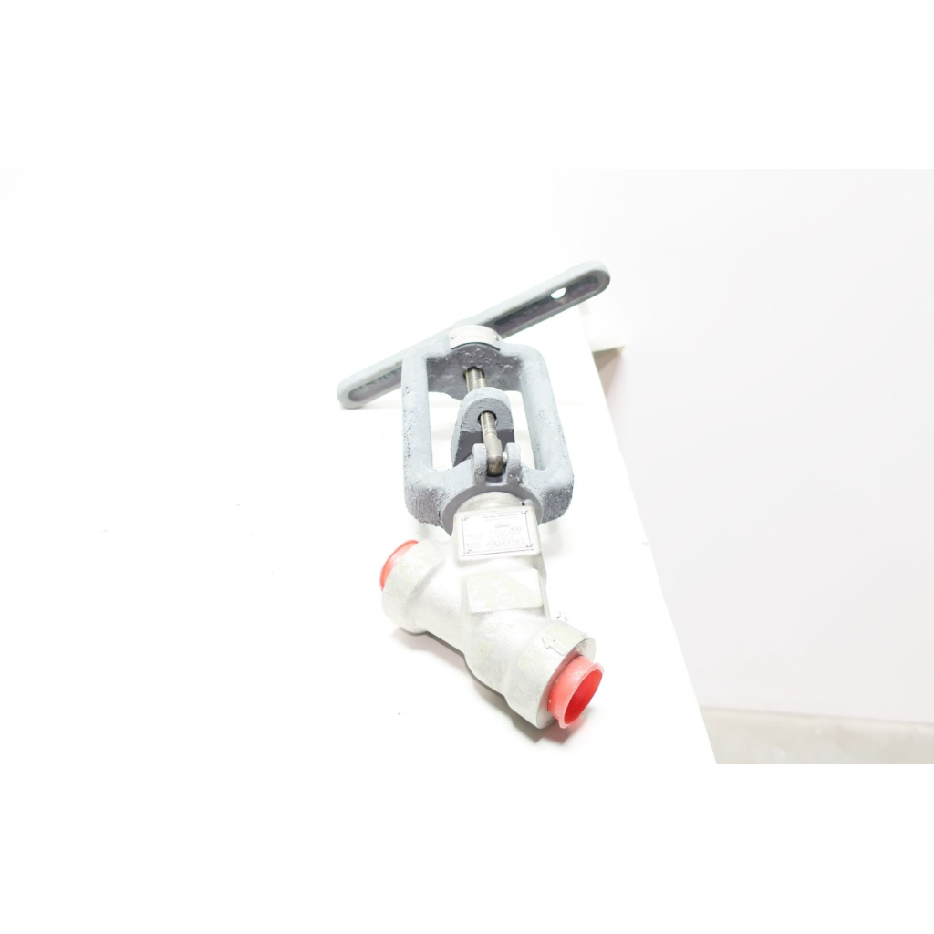 Borg Warner 101DCB1-002 Manual 1500 Stainless Socket Weld 1in Globe Valve