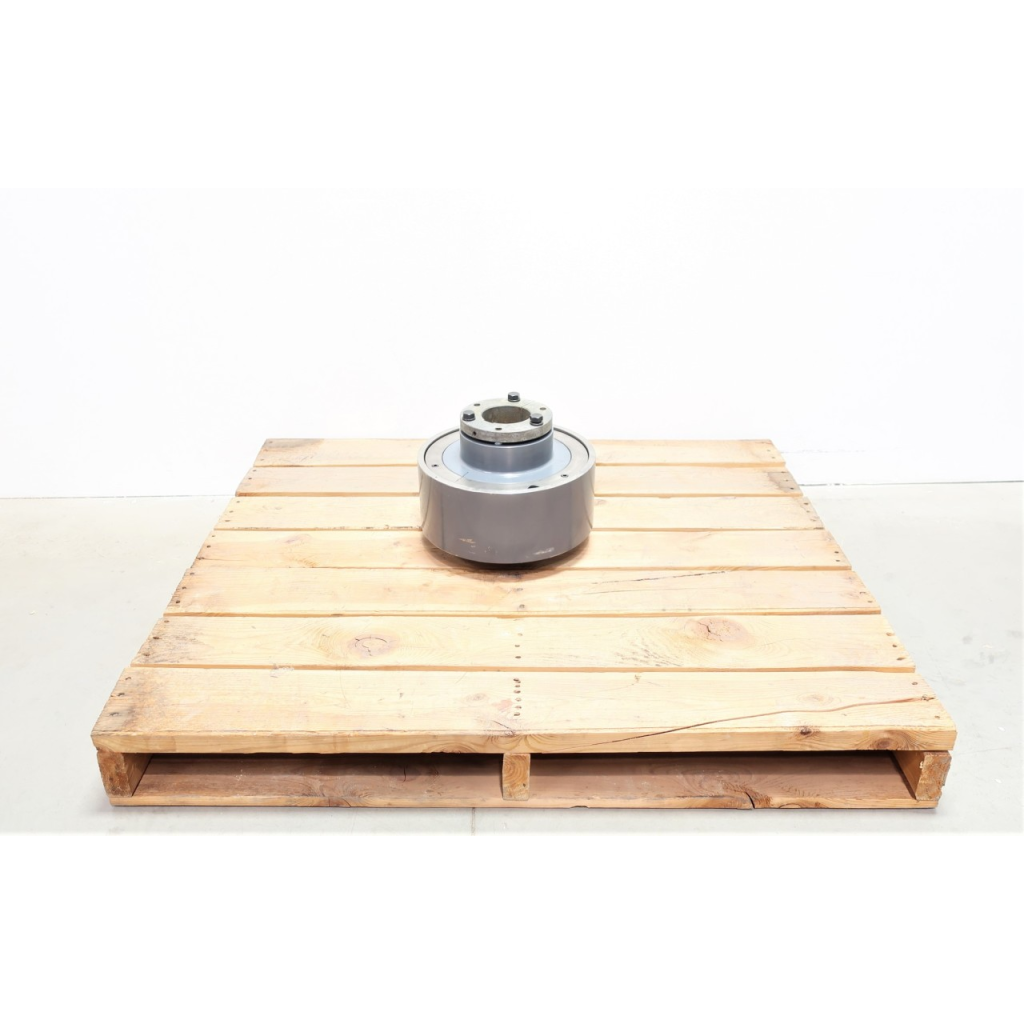 Boston Gear NLS56777 F05618 3-1/2 X 3-3/8in Centrifugal Clutch