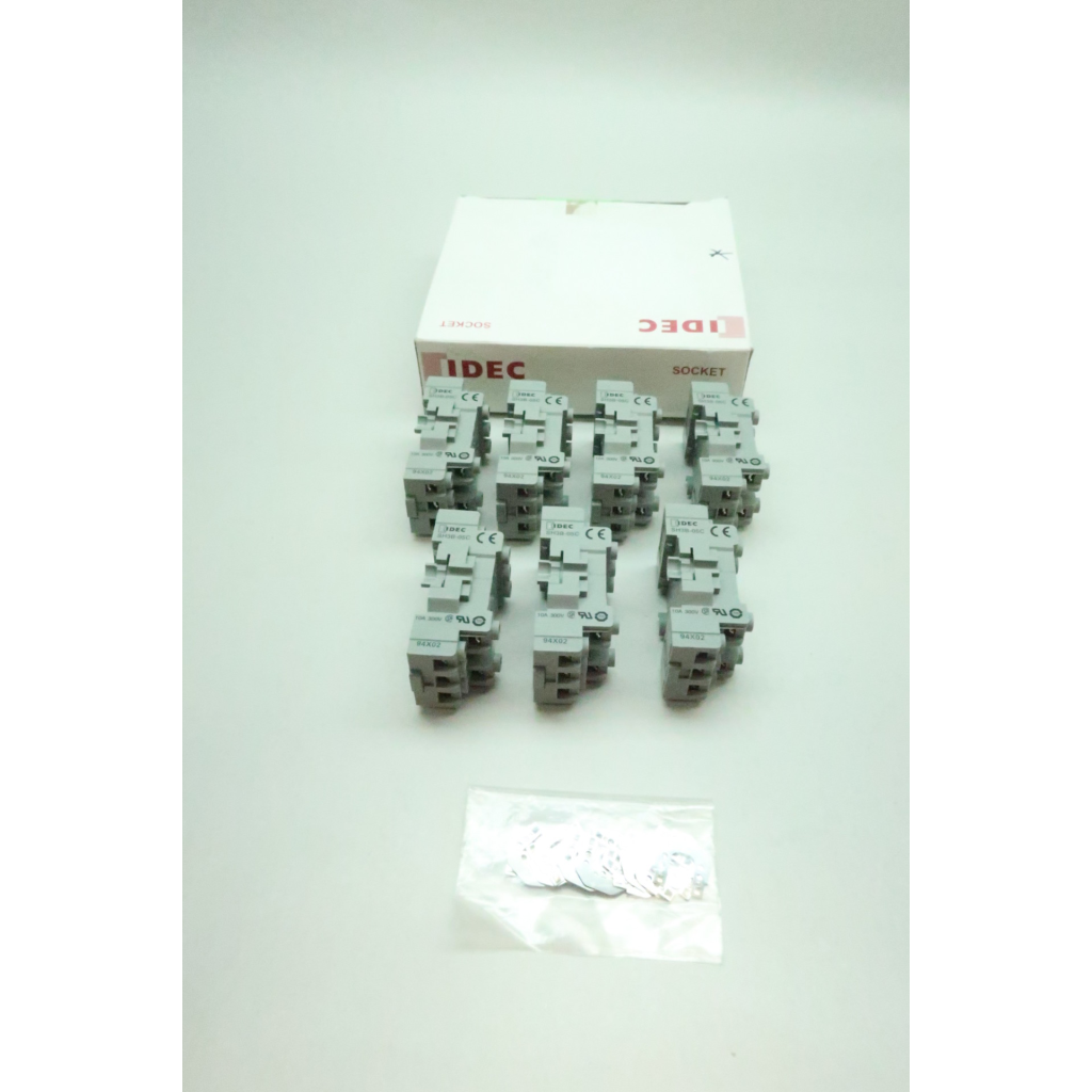 Box Of 7 Idec SH3B05C Relay Socket