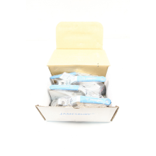 Box Of 4 Jamesbury 6F-2236MTB Manual Stainless Ball Valve 1-1/4in Npt