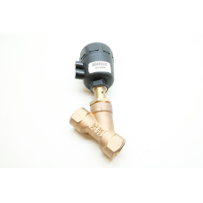 Burkert 00454628 Angle Valve Pneumatic Bronze Threaded 1in Npt
