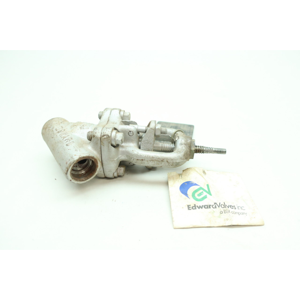 Edward Valve A848Y Steel Socket Weld Globe Valve 1/2in 800