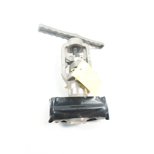 Flowserve Manual Stainless Socket Weld Globe Valve 1in Flowserve Manual Stainless Socket Weld Globe Valve 1in