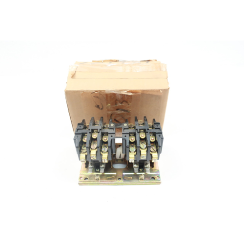 Furnas 44BE30AG Reversing Contactor 208-240v-ac 3hp