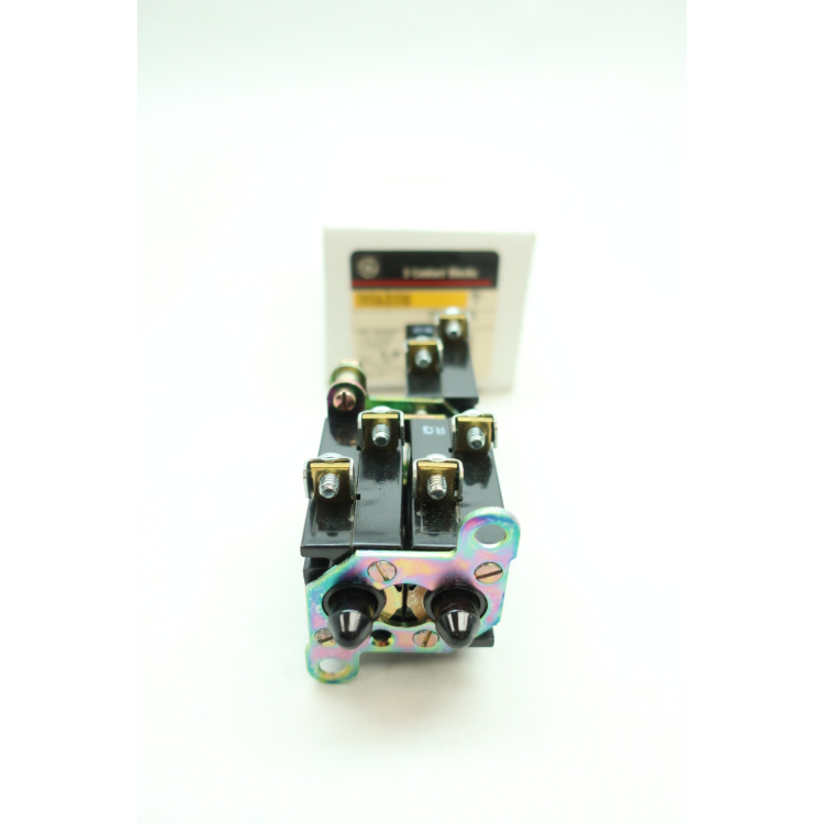 General Electric Ge CR2940U206 Oiltight Tandem Contact Block