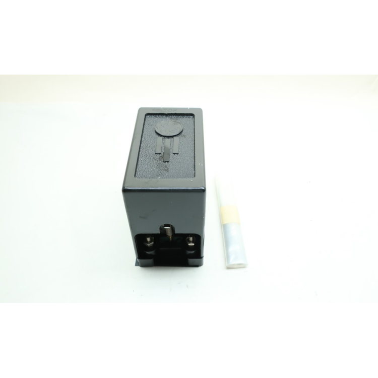 General Electric Ge 12HGA33A2 Auxillary Relay Type Hga 125v-dc