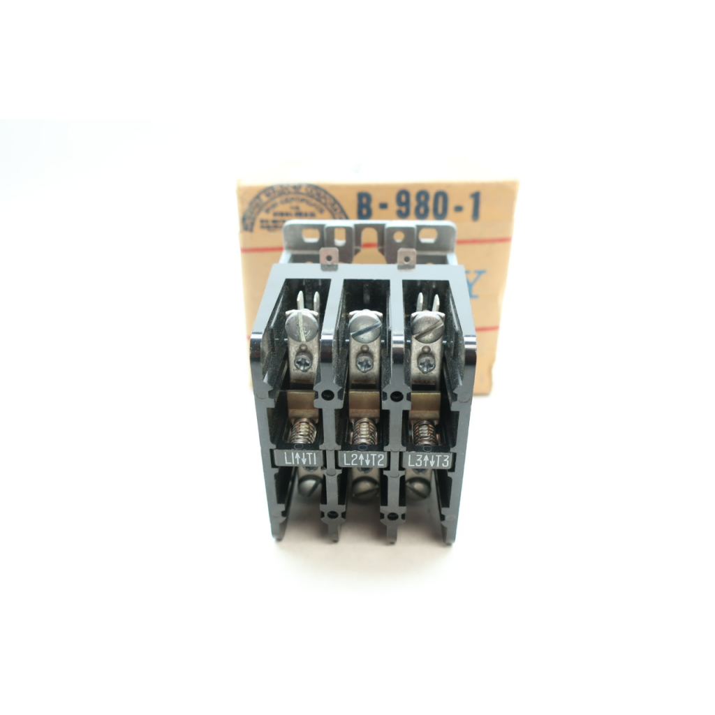 Honeywell R8210G-1011 Definite Purpose Contactor 120v-ac