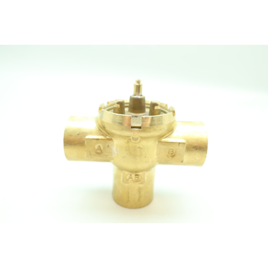 Honeywell VU54F1022 3-way Fan Coil Valve 1/2in Inverted Flare