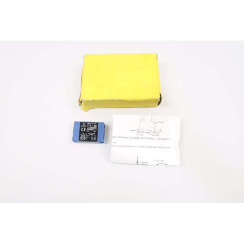 Hubbell Circuit-lock ACMI30 600v-ac Auxiliary Contact