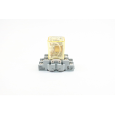 Idec 4H2B-U 120v-ac Relay W/ Sh2b-05 Base