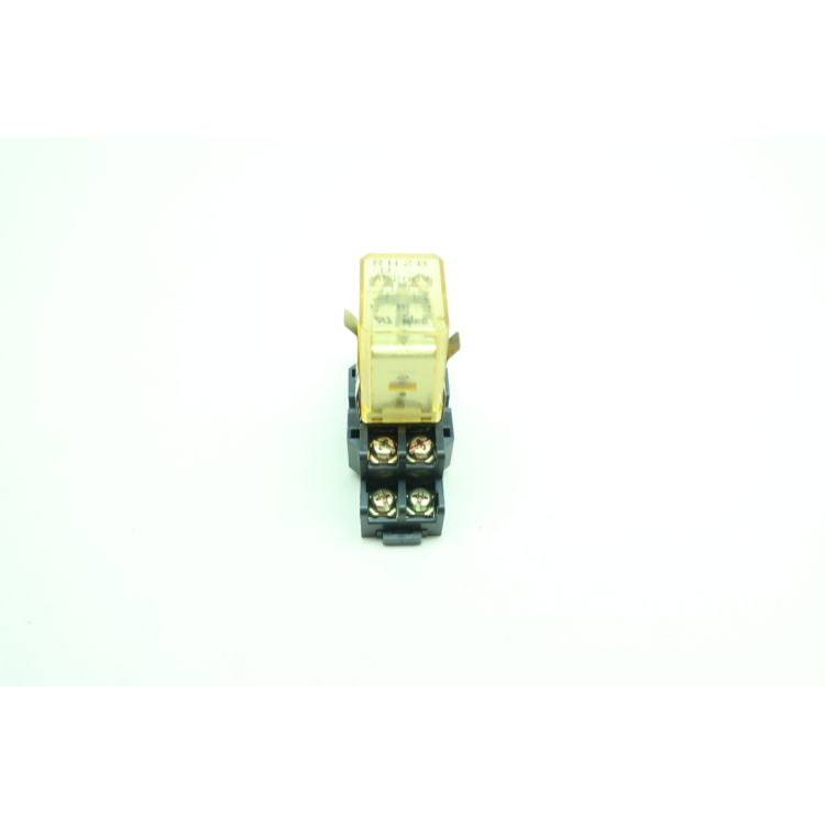 Idec RH2B-U Plug-in Relay 200v-ac