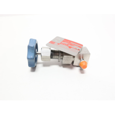 Kerotest W-D-9920 2580psi Stainless 1/8in Tube Globe Valve Kerotest W-D-9920 2580psi Stainless 1/8in Tube Globe Valve