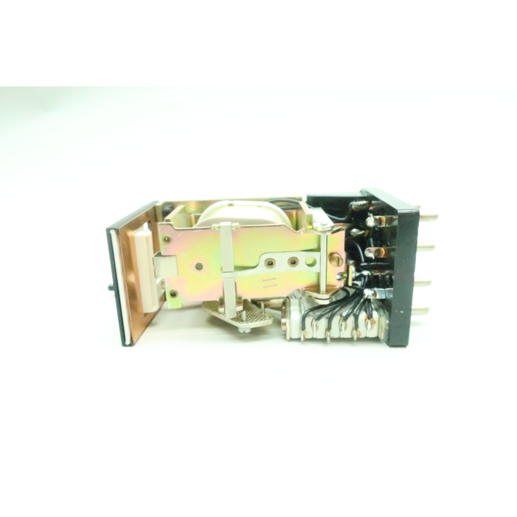 Mauell MR11-2C Annunciator Relay 125v-dc