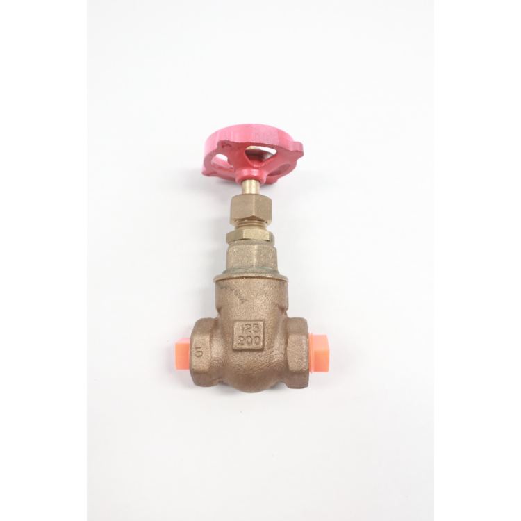 Milwaukee 105 Manual Bronze Wedge Gate Valve 3/8in Npt