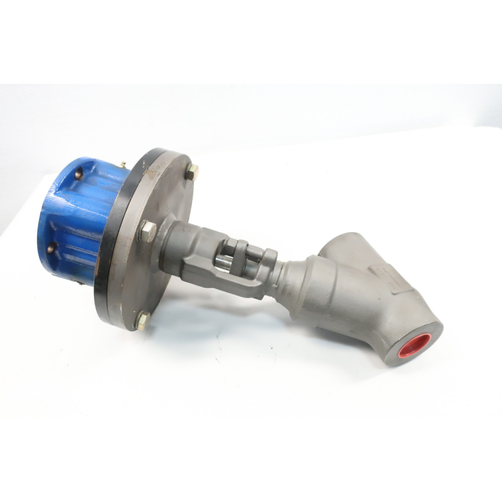 Newco Steel Socket Weld Globe Valve 1-1/2in