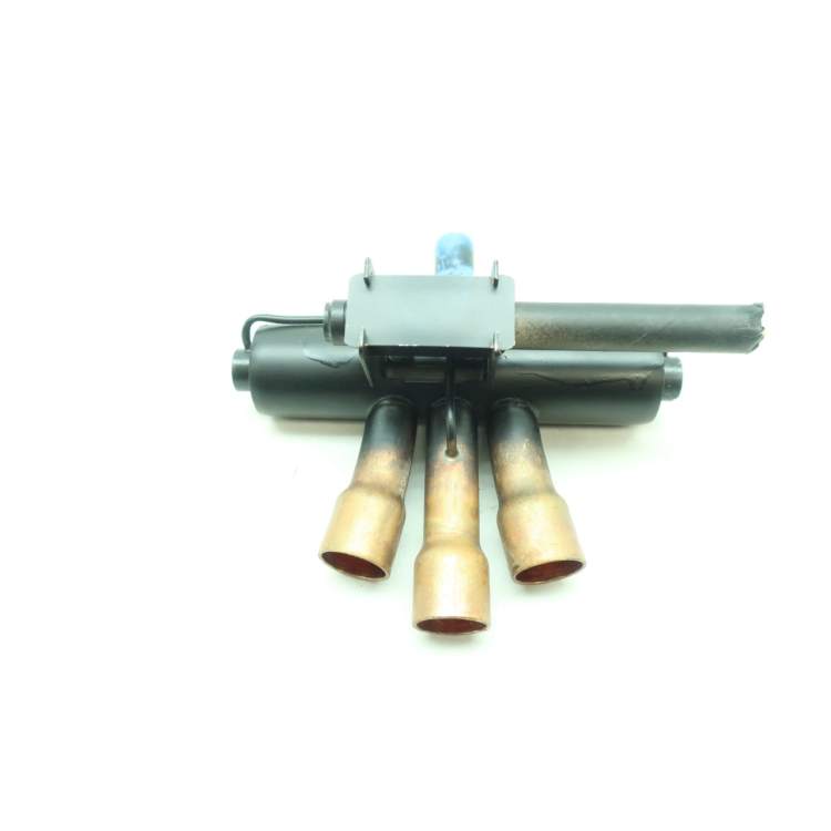 Robertshaw V26-141-38 Reversing Valve