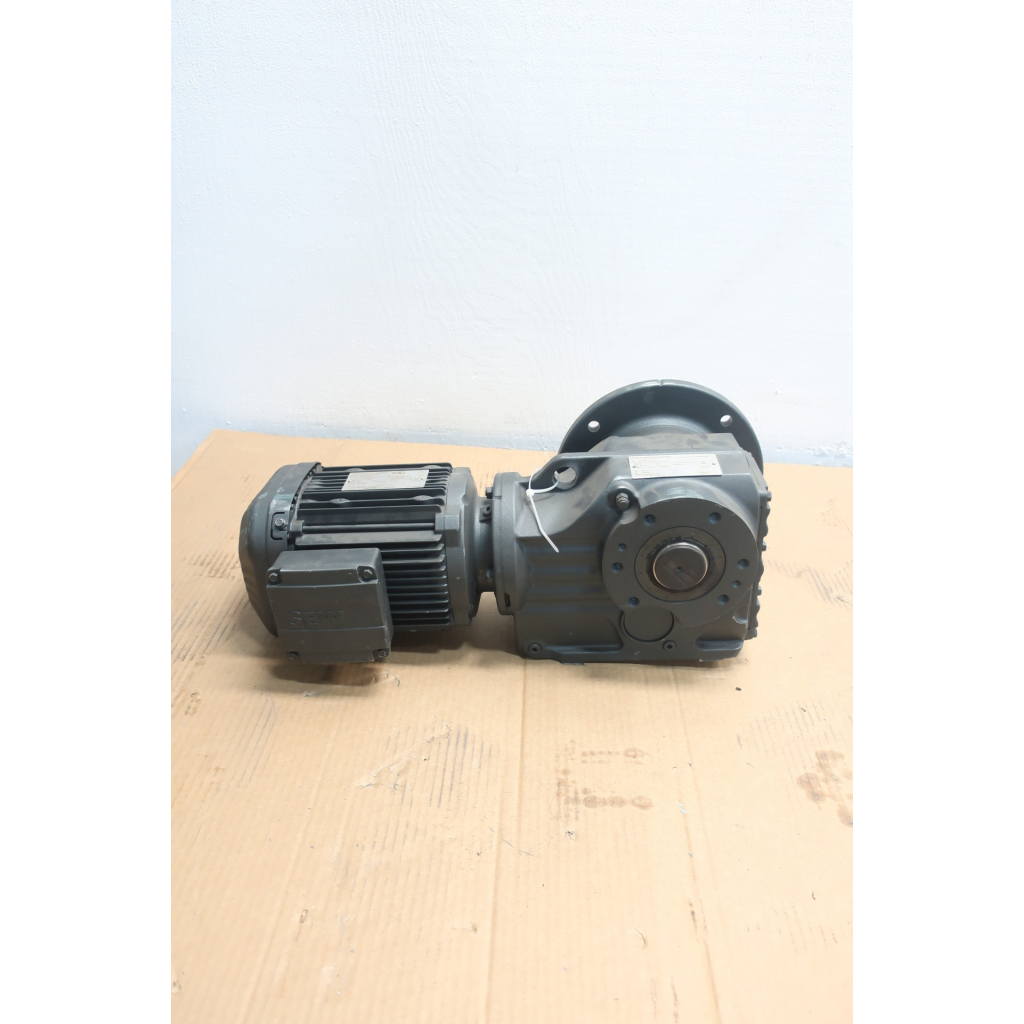 SEW EURODRIVE KAF67 DRE90L4