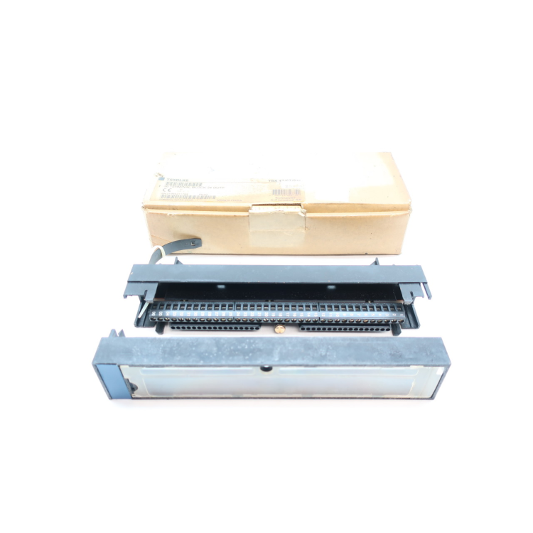 Schneider TSXBLK8 36 Terminal Block