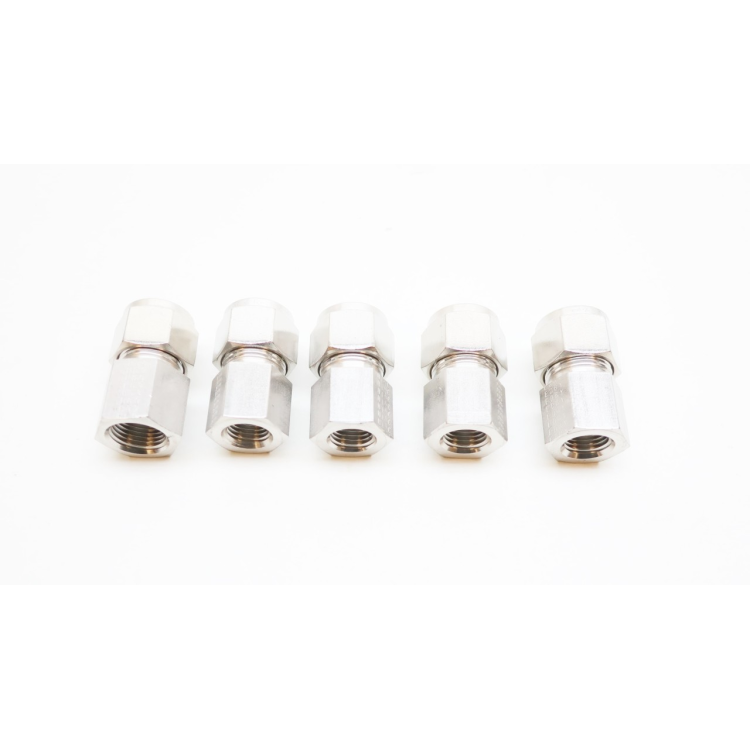 Set Of 5 Parker 8FSC4N-316 A-lok 1/4in Npt X 1/2in Double Ferrule Tube Fitting