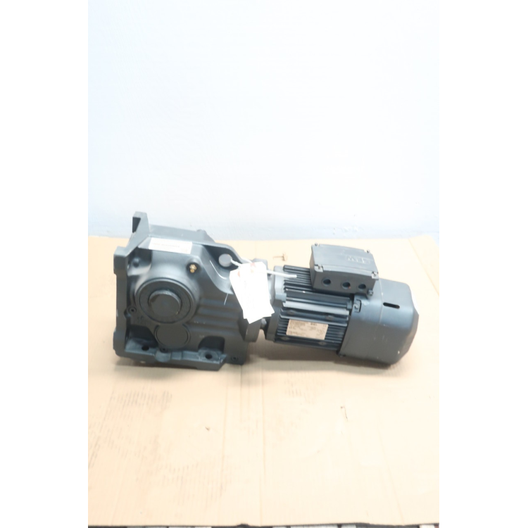 Sew Eurodrive KA77B DRE90L4BE2/RI Gearmotor 13rpm 3ph 2hp 575v-ac