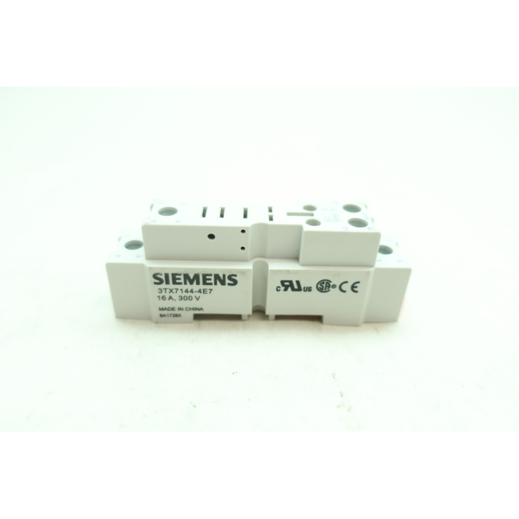 Siemens 3TX7144-4E6 Relay Socket 300v 16a