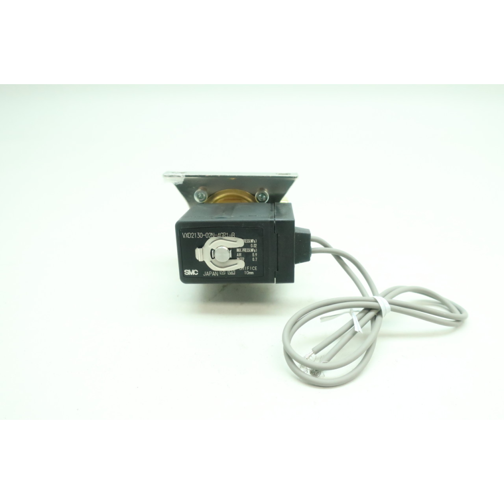 Smc VXD2130-02N-4GR1-B Solenoid Valve 240v-ac 1/4in Npt