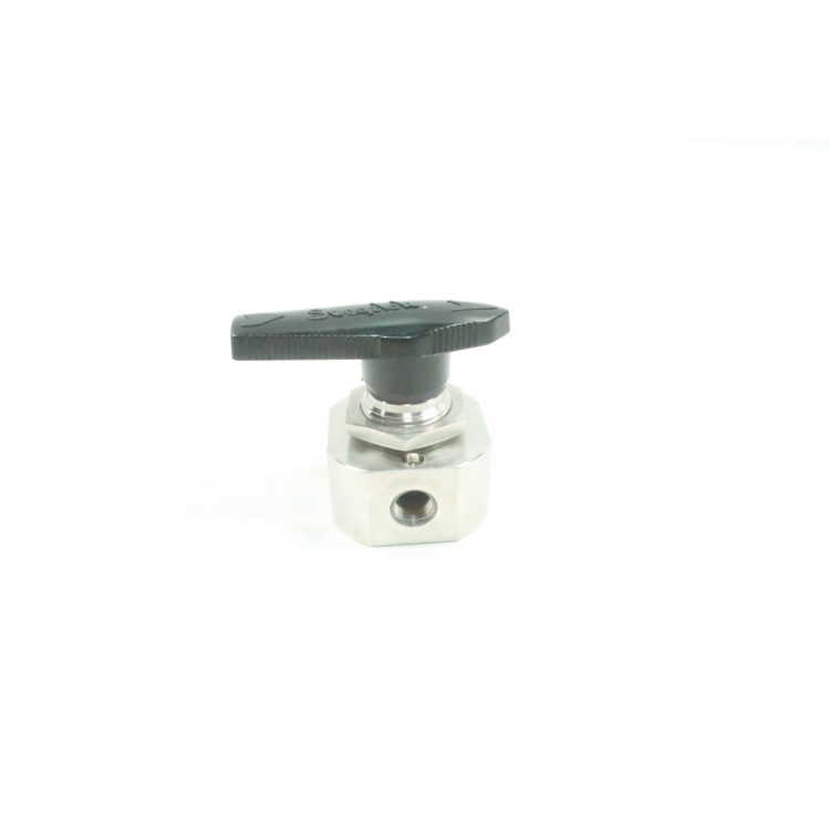 Swagelok SS-43YF2 Manual Stainless Ball Valve 1/8in Npt