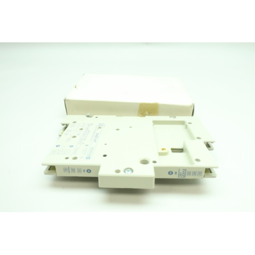 Telemecanique LA1 LC012 Add On Block Telemecanique LA1 LC012 Add On Block