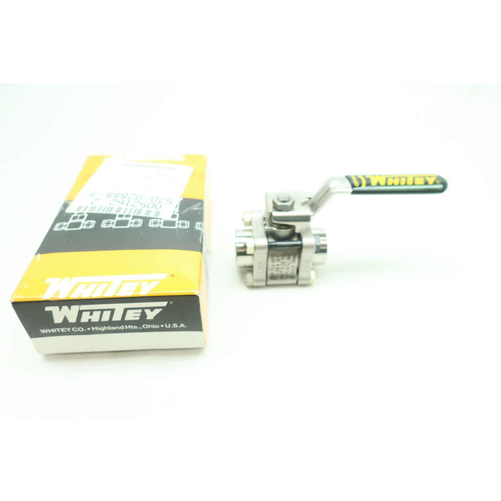 WHITEY SS-63EF8-1372