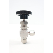 Whitey SS-1VS6-A Manual Stainless Needle Valve 3/8in Tube