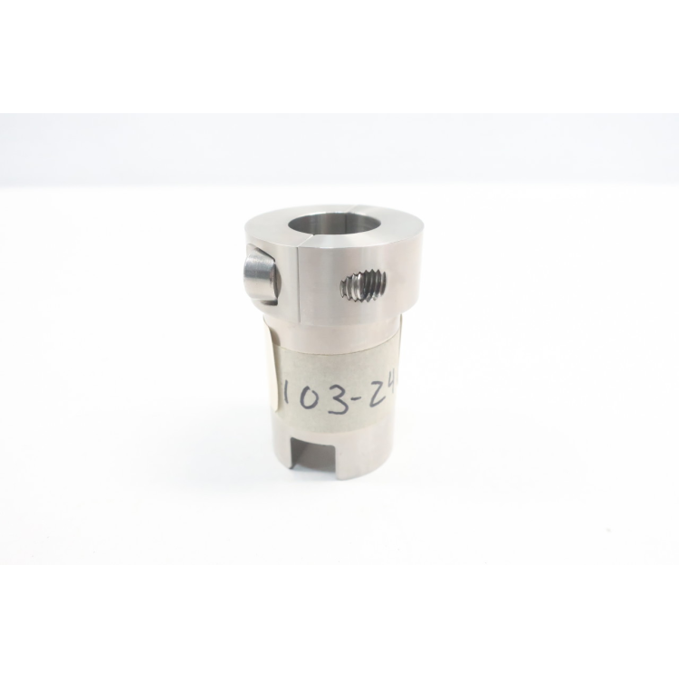 103-240 Coupling 15/16in